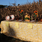 Nappe en lin Marigold Flora Parlour en blanc et moutarde