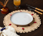 Set de table rond en raphia crocheté à la main avec motif fraise dispersée