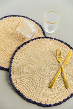 Set de table tissé à la main en raphia tressé bleu Aura - Décoration de table rustique