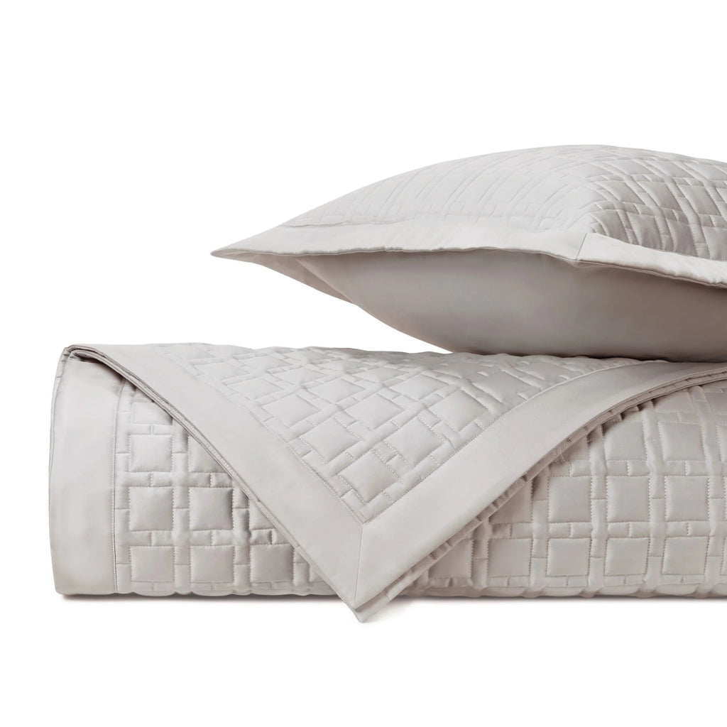 Couvre-lit matelassé carré